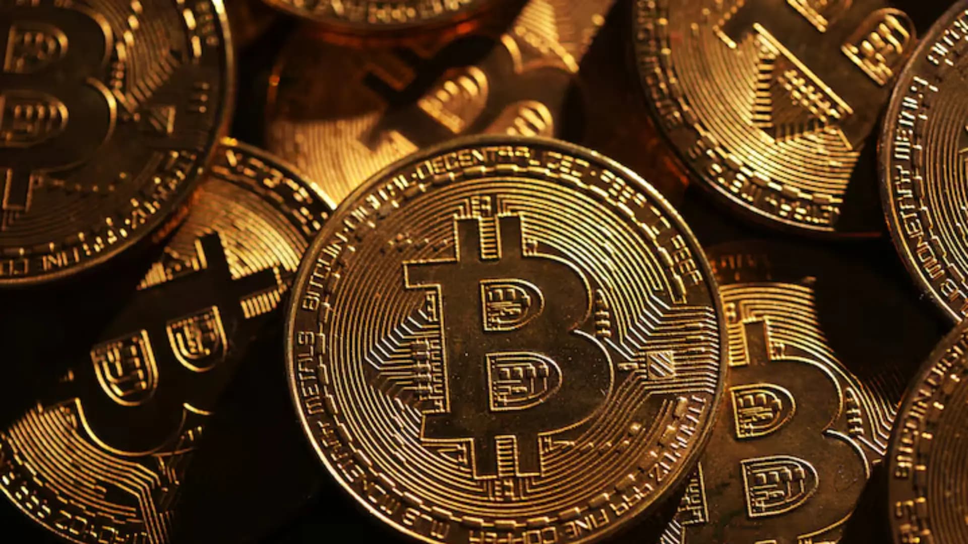 بیت‌کوین برای اولین بار از مرز ۱۲۰,۰۰۰ دلار فراتر رفت