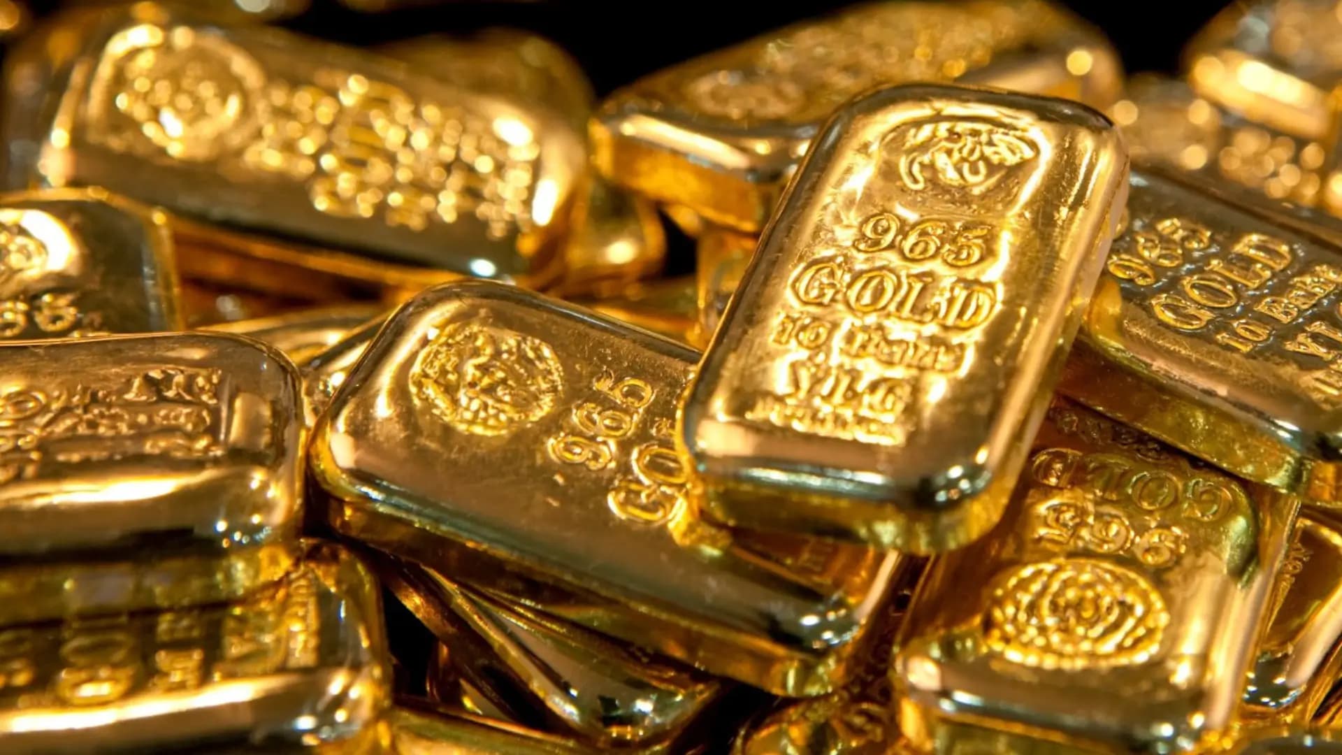 قیمت طلا در ایران رکورد زد قیمت طلا در ایران رکورد زد