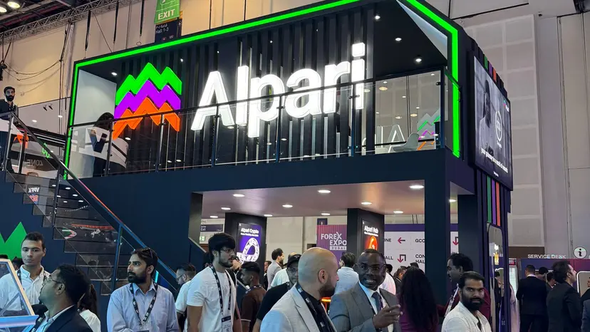 حضور آلپاری در نمایشگاه اکسپو  فارکس دبی ۲۰۲۵ حضور آلپاری در نمایشگاه فارکس اکسپو دبی ۲۰۲۵